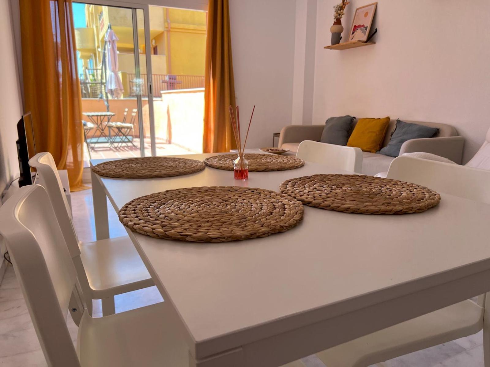 Stylish Spot Pass The Keys Apartamento