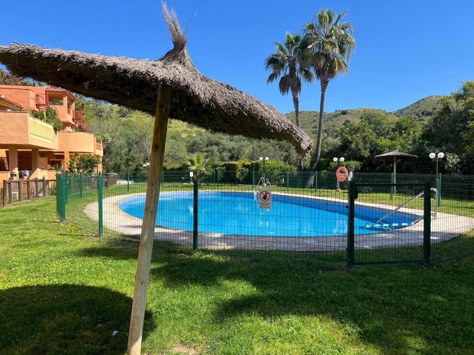 Stylish Spot Pass The Keys Apartamento Marbella